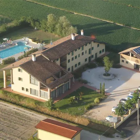 Otel Tenuta Aganis
