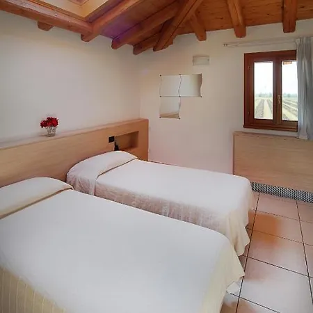 Tenuta Aganis Hotel Palazzolo dello Stella