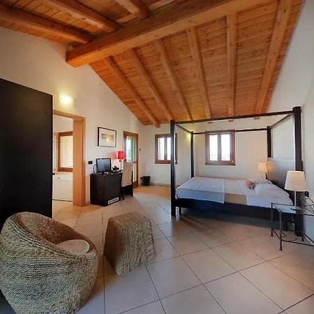 Tenuta Aganis 3*