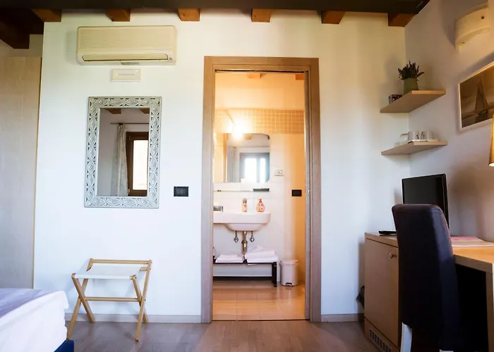 Hotel Tenuta Aganis 3*